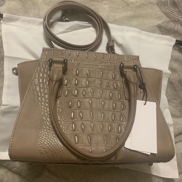SOLD!! NWT Brahmin Leather Satchel - Picture 2 of 10